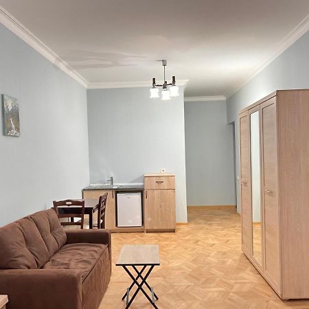 City Center Apartment Tbilisi Ngoại thất bức ảnh